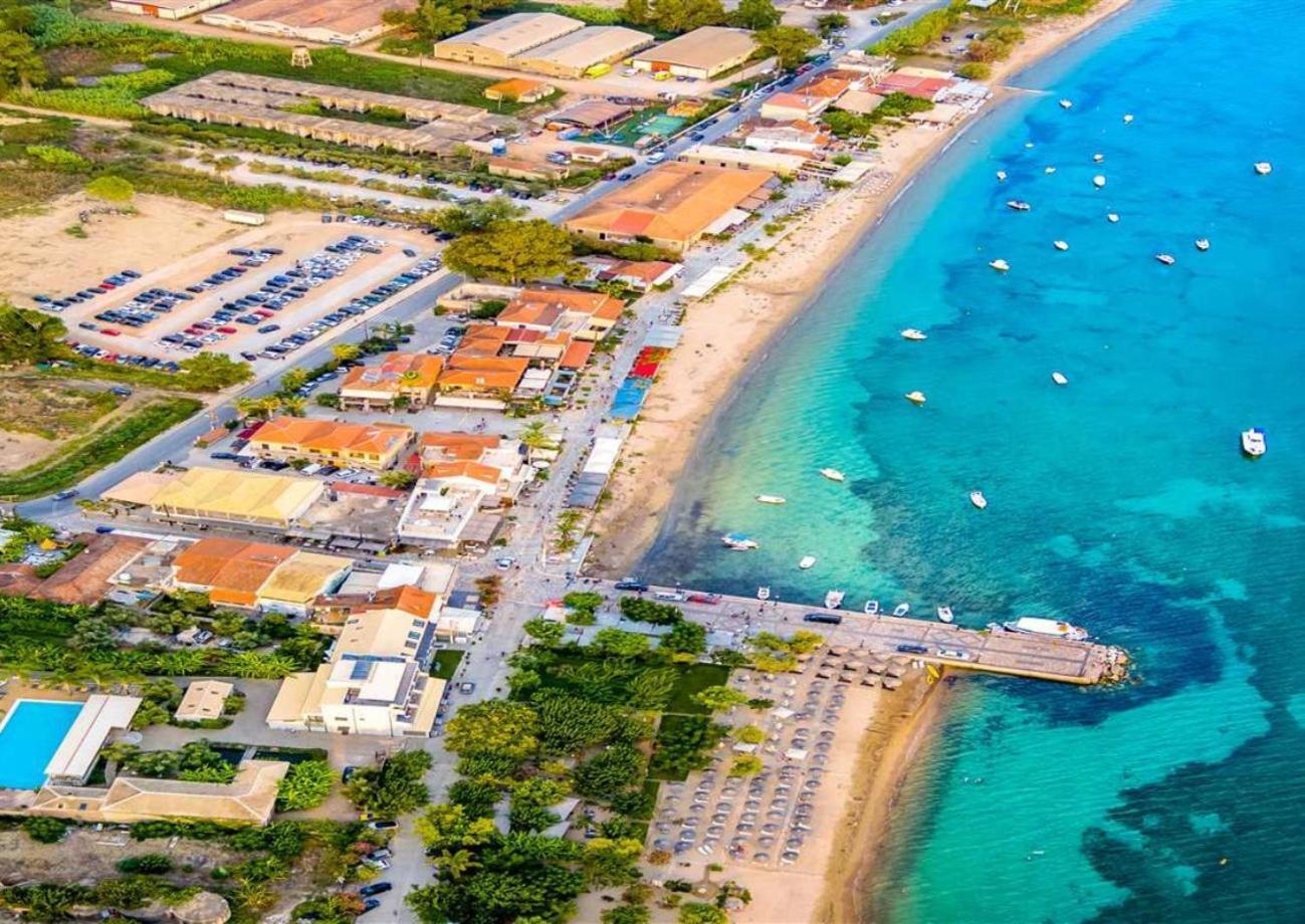 Panoraias Luxury Suite Kyparissia Exterior foto